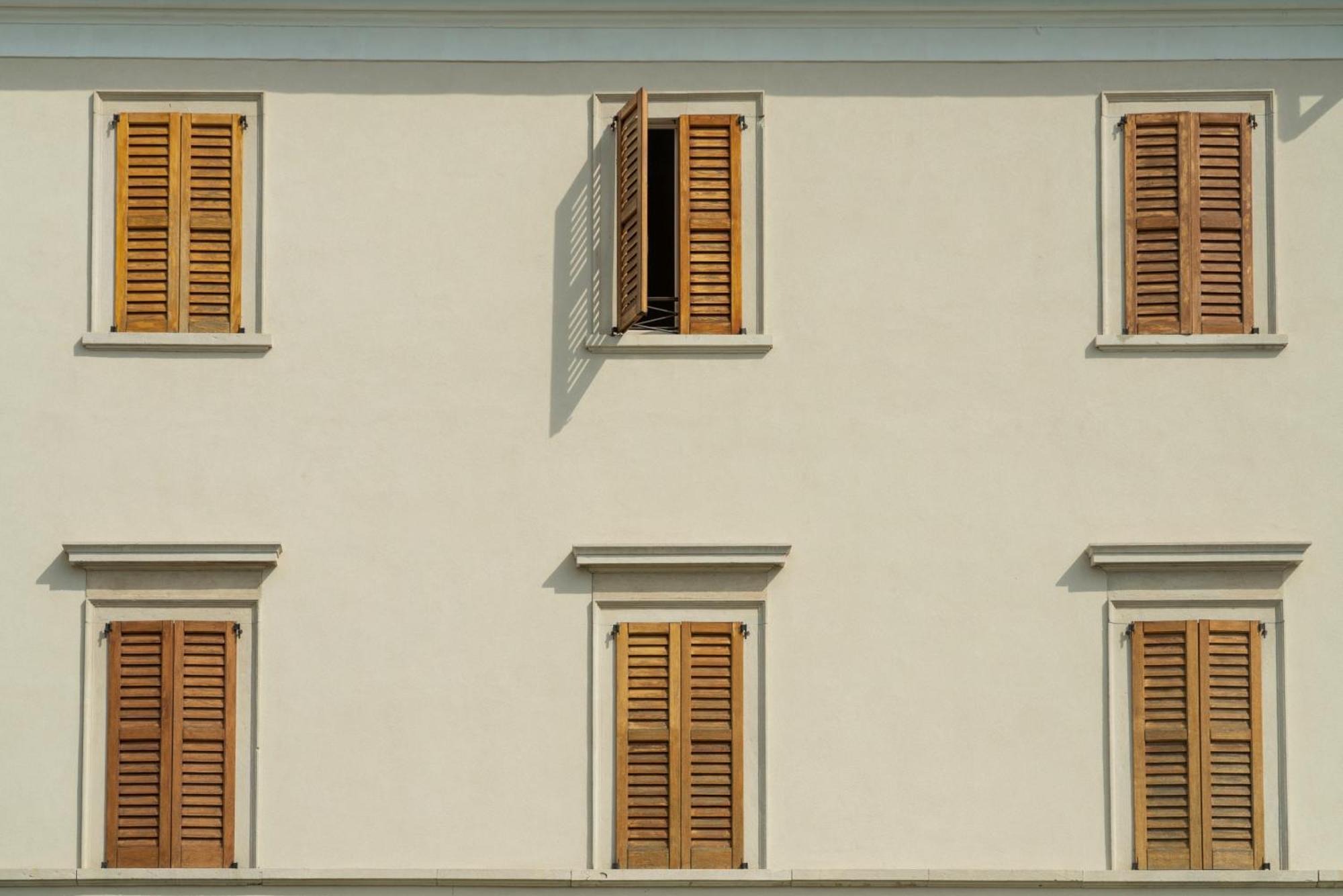 Art Hotel Varese Esterno foto