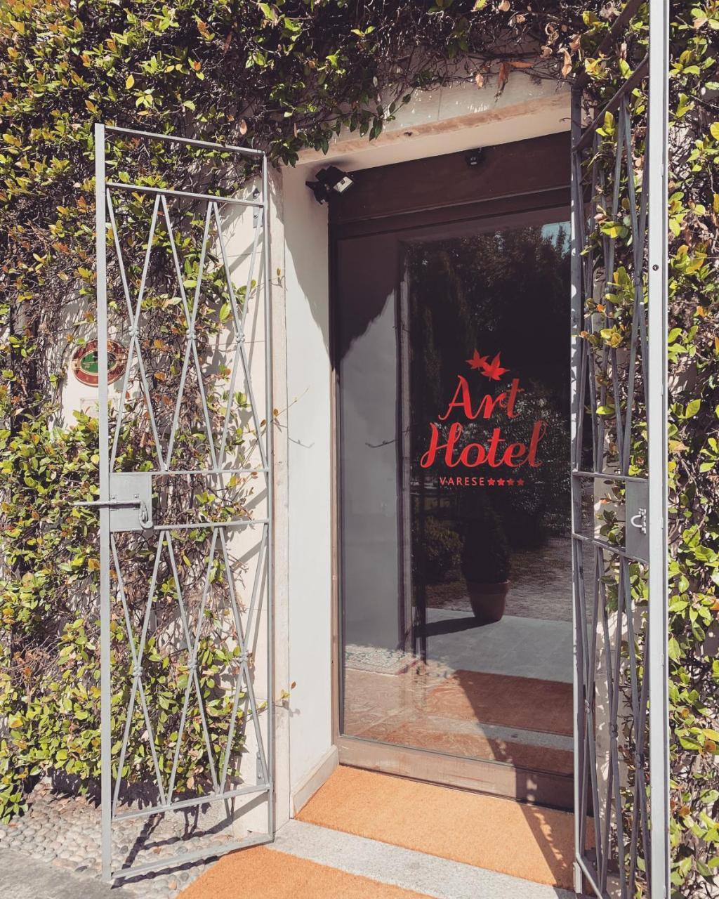 Art Hotel Varese Esterno foto