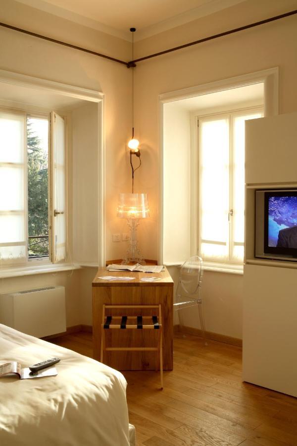 Art Hotel Varese Esterno foto